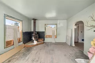 515 W 1st St, Aberdeen, WA 98520 - Photo 5