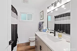 201 S State St, Bellingham, WA 98225 - Photo 17