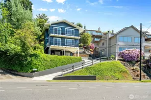 201 S State St, Bellingham, WA 98225 - Photo 25