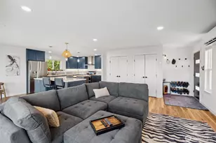 201 S State St, Bellingham, WA 98225 - Photo 9