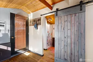 2401 N Northlake Way, Seattle, WA 98103 - Photo 19