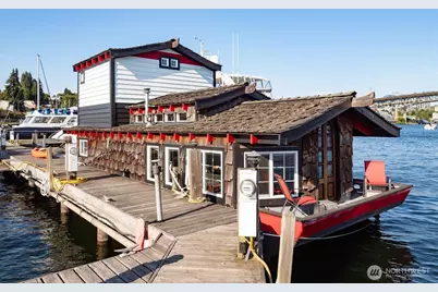 2401 N Northlake Way #L6, Seattle, WA 98103 - Photo 3