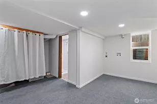 203 Fuller St, Wenatchee, WA 98801 - Photo 17