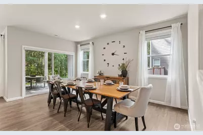 12926 Emerald Ridge Blvd E, Puyallup, WA 98374 - Photo 13