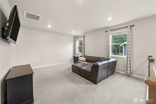 12926 Emerald Ridge Blvd E, Puyallup, WA 98374 - Photo 21