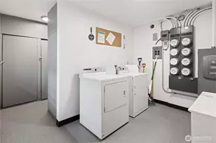 2223 NW 59th St, Seattle, WA 98107 - Photo 29