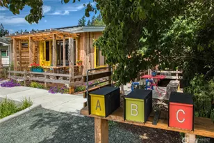 624 Second Street, Langley, WA 98260 - Photo 1