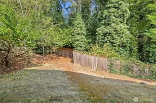 2320 NE 102nd St, Seattle, WA 98125 - Photo 17