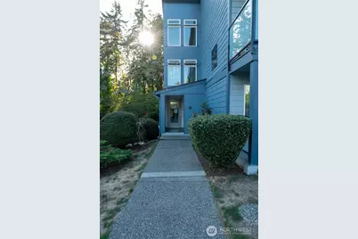 15138 65th Avenue S #107, Tukwila, WA 98188 - Photo 3