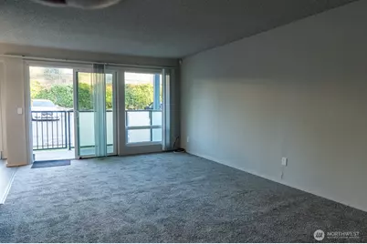 15138 65th Avenue S #107, Tukwila, WA 98188 - Photo 5