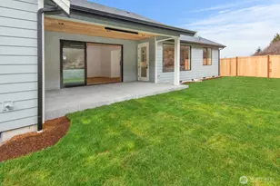 10208 174th Ave E, Bonney Lake, WA 98391 - Photo 35