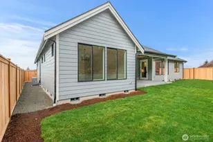 10208 174th Ave E, Bonney Lake, WA 98391 - Photo 37