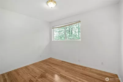 1060 149th Place SE, Bellevue, WA 98007 - Photo 11