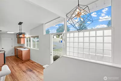 1060 149th Place SE, Bellevue, WA 98007 - Photo 9