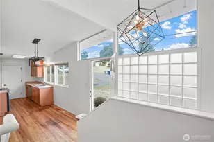 1060 149th Pl SE, Bellevue, WA 98007 - Photo 9