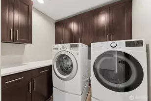 27037 NE 29th Pl, Redmond, WA 98053 - Photo 25