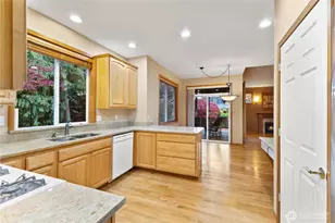 1514 Peach Park Ln, Puyallup, WA 98371 - Photo 15