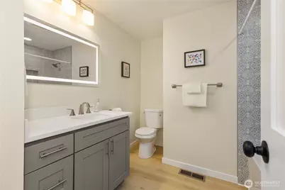 14624 NE 178th Street, Woodinville, WA 98072 - Photo 13