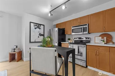 118 107th Avenue NE #B101, Bellevue, WA 98004 - Photo 23