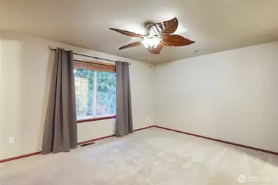 7529 Bridge Place NE, Bremerton, WA 98311 - Photo 9