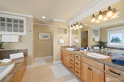 816 Walnut Street, Edmonds, WA 98020 - Photo 21