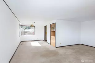 124 Fogarty Ave, Port Angeles, WA 98362 - Photo 7