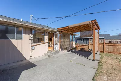 124 Fogarty Avenue, Port Angeles, WA 98362 - Photo 35