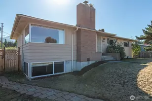 124 Fogarty Ave, Port Angeles, WA 98362 - Photo 27