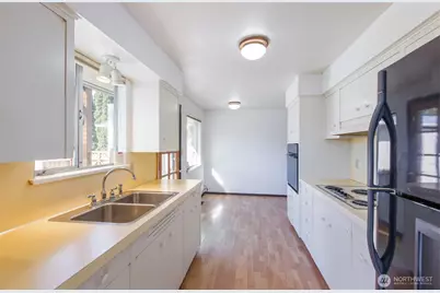 124 Fogarty Avenue, Port Angeles, WA 98362 - Photo 9