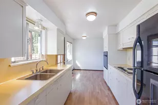 124 Fogarty Ave, Port Angeles, WA 98362 - Photo 9