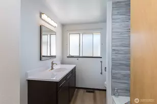 124 Fogarty Ave, Port Angeles, WA 98362 - Photo 11