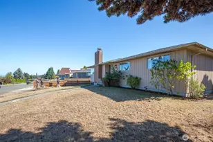 124 Fogarty Ave, Port Angeles, WA 98362 - Photo 3