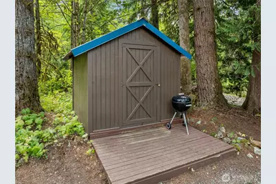 12214 757th Avenue NE, Skykomish, WA 98288 - Photo 15