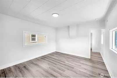 203 Grant Street, Kelso, WA 98626 - Photo 3