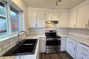 1812 W 12th St, Port Angeles, WA 98363 - Photo 17