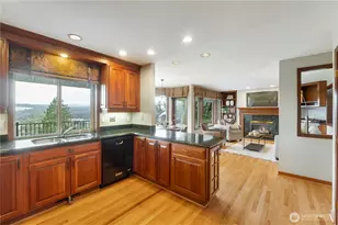 11618 Jennifer Ct E, Puyallup, WA 98374 - Photo 13