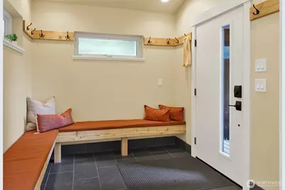 7519 Canyon View Drive, Deming, WA 98244 - Photo 5