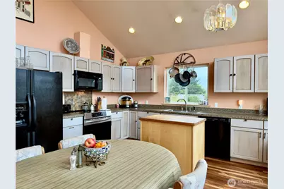 189 N Razor Clam Drive SW, Ocean Shores, WA 98569 - Photo 9
