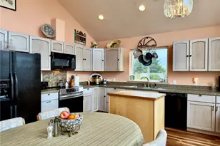 189 N Razor Clam Dr SW, Ocean Shores, WA 98569 - Photo 5