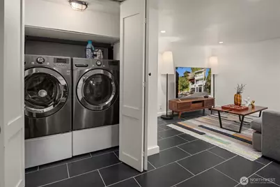 617 33rd Avenue E, Seattle, WA 98112 - Photo 19