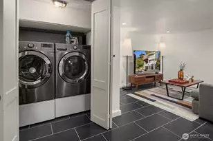 617 33rd Ave E, Seattle, WA 98112 - Photo 19