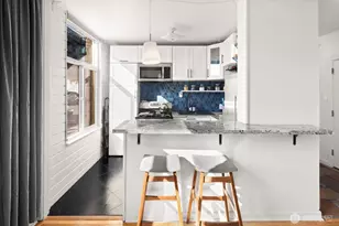 22 John St, Seattle, WA 98109 - Photo 7