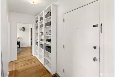 22 John Street #10, Seattle, WA 98109 - Photo 11