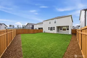 20433 Mystic Pl E, Bonney Lake, WA 98391 - Photo 5