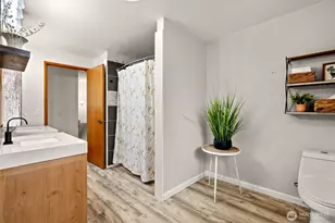 450 NE Riverhill Dr, Belfair, WA 98528 - Photo 23