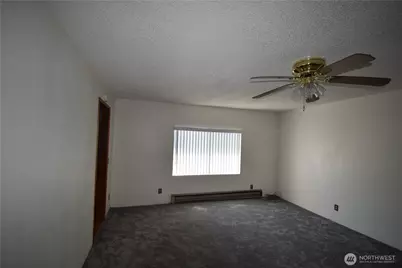 601 Shattuck Avenue S, Renton, WA 98057 - Photo 15