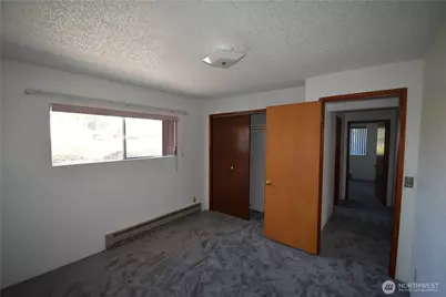 601 Shattuck Avenue S, Renton, WA 98057 - Photo 17