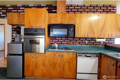 1730 N Narrows Drive, Tacoma, WA 98406 - Photo 11