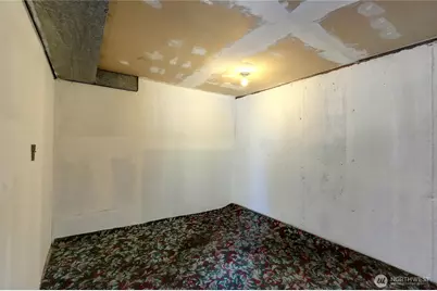 1730 N Narrows Drive, Tacoma, WA 98406 - Photo 29