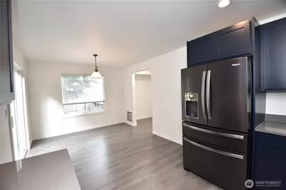 16230 3rd Avenue SE #A1, Bothell, WA 98012 - Photo 7